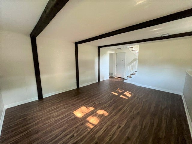 17 S WINSTON Drive