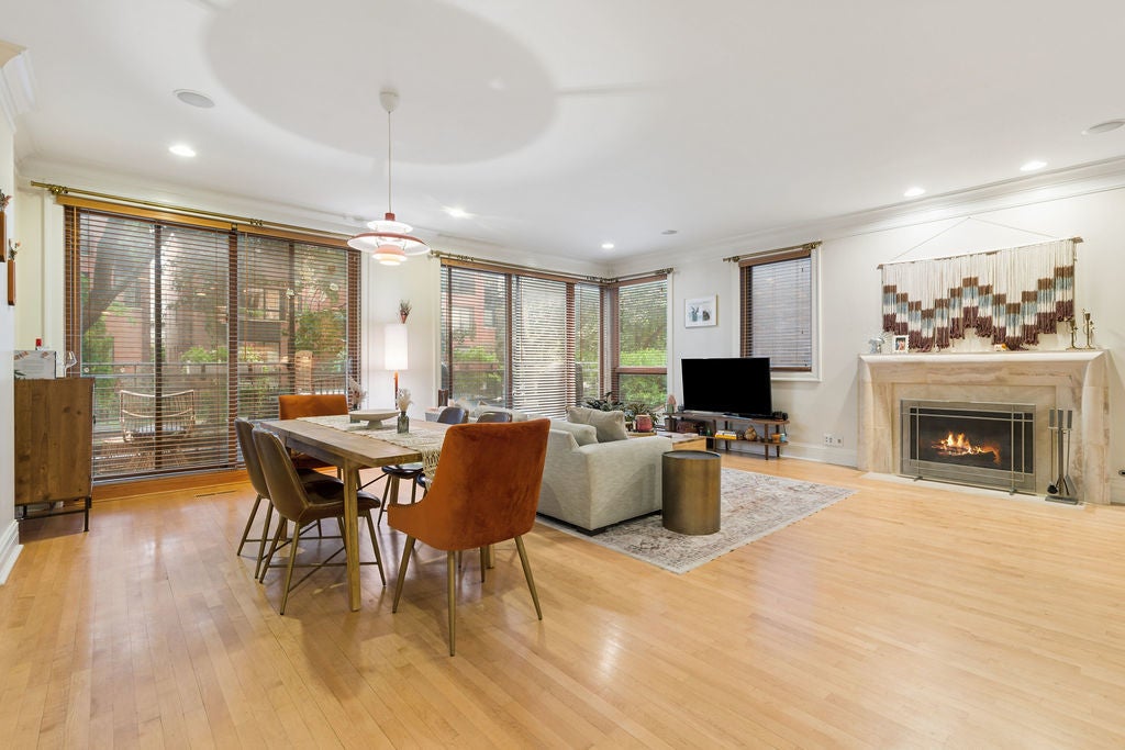 2315 W Wabansia Avenue 1E