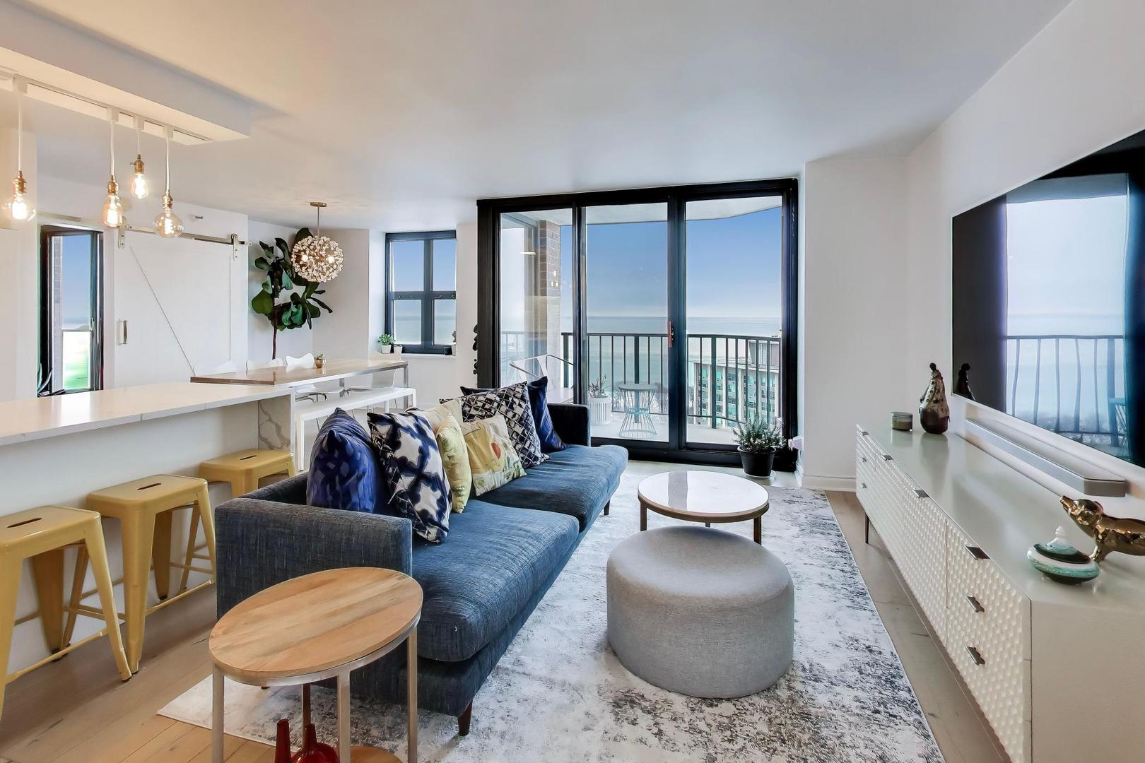 3660 N Lake Shore Drive 3401