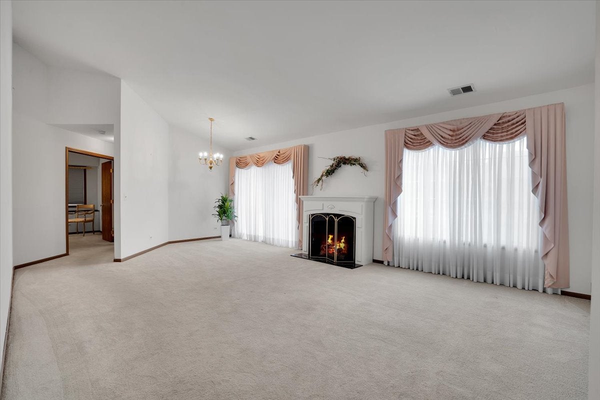 2434 Charleston Drive 2