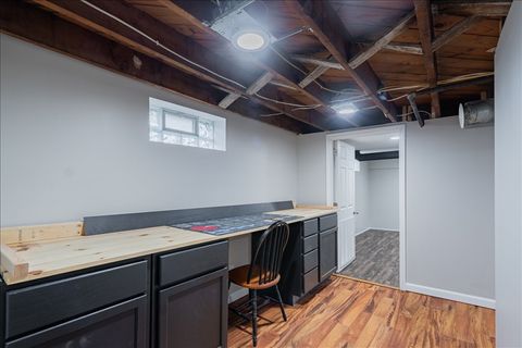 Tiny photo for 8 Felton Place, Bloomington, IL 61701 (MLS # 12606755)