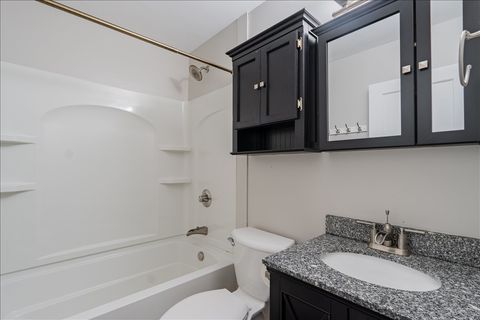 Tiny photo for 8 Felton Place, Bloomington, IL 61701 (MLS # 12606755)