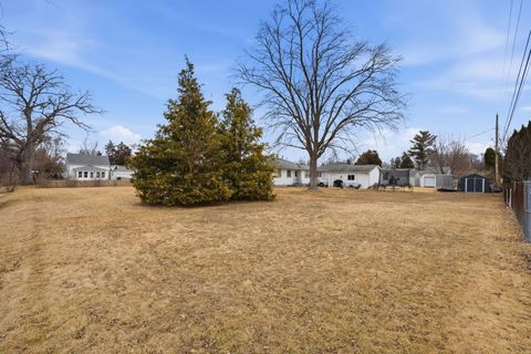Tiny photo for 4301 17th Avenue, Moline, IL 61265 (MLS # 12602244)