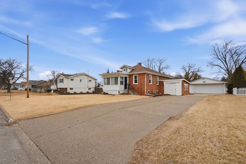 Tiny photo for 4301 17th Avenue, Moline, IL 61265 (MLS # 12602244)