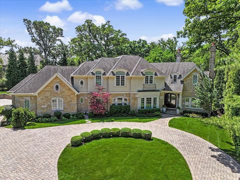 Photo of 12 Carlisle Drive, Oak Brook, IL 60523 (MLS # 12670365)