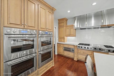 Tiny photo for 12 Carlisle Drive, Oak Brook, IL 60523 (MLS # 12670365)