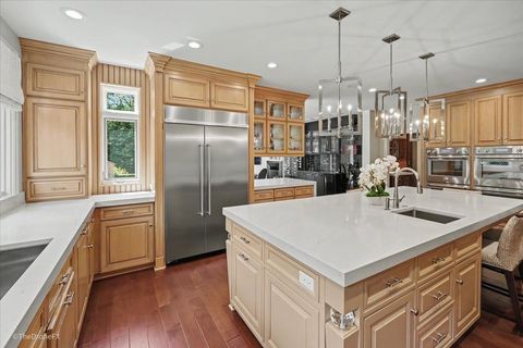 Tiny photo for 12 Carlisle Drive, Oak Brook, IL 60523 (MLS # 12670365)