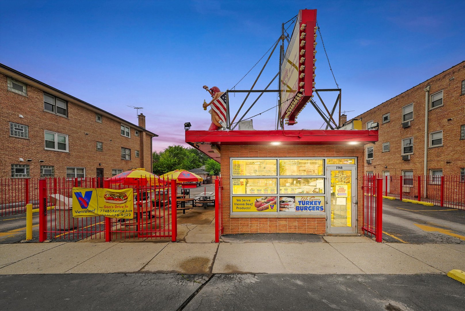 7748 S Kedzie Avenue