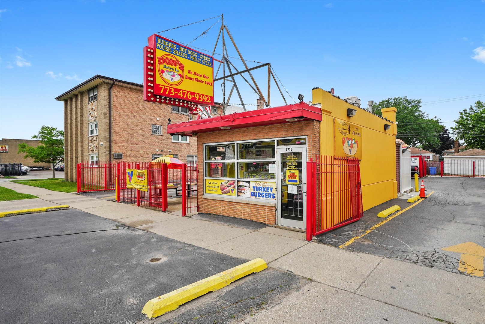 7748 S Kedzie Avenue