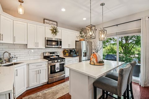 Tiny photo for 2223 ROCKEFELLER Drive, Geneva, IL 60134 (MLS # 12485247)