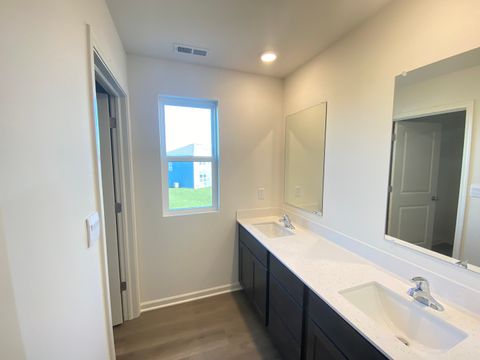 Tiny photo for 17207 Munster Lane, Tinley Park, IL 60477 (MLS # 12546410)