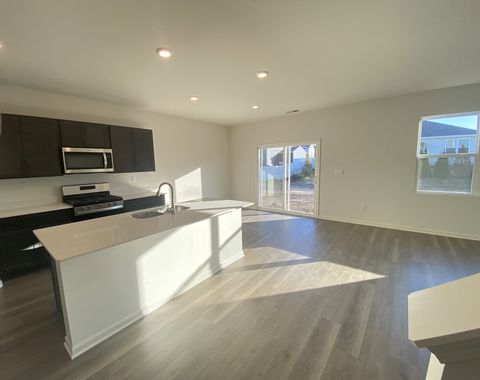 Tiny photo for 17207 Munster Lane, Tinley Park, IL 60477 (MLS # 12546410)