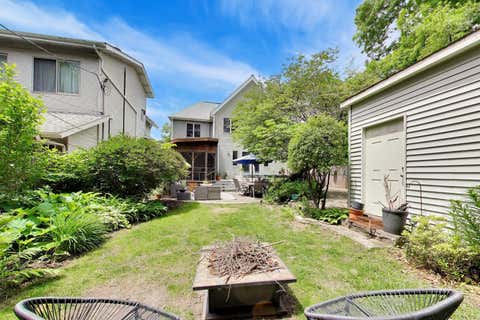 Tiny photo for 124 Lockerbie Lane, Wilmette, IL 60091 (MLS # 12675160)