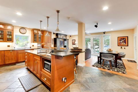 Tiny photo for 124 Lockerbie Lane, Wilmette, IL 60091 (MLS # 12675160)