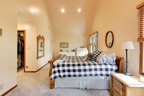 Tiny photo for 124 Lockerbie Lane, Wilmette, IL 60091 (MLS # 12675160)