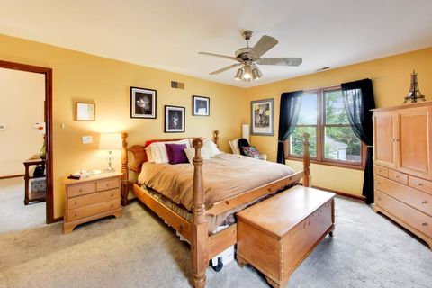 Tiny photo for 124 Lockerbie Lane, Wilmette, IL 60091 (MLS # 12675160)