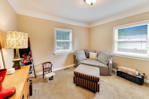 Tiny photo for 124 Lockerbie Lane, Wilmette, IL 60091 (MLS # 12675160)