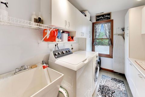 Tiny photo for 124 Lockerbie Lane, Wilmette, IL 60091 (MLS # 12675160)