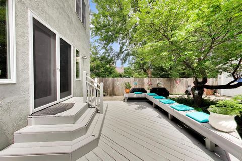 Tiny photo for 124 Lockerbie Lane, Wilmette, IL 60091 (MLS # 12675160)
