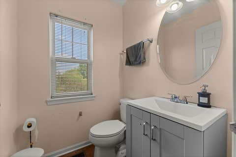 Tiny photo for 337 N Commerce Street, Aurora, IL 60504 (MLS # 12737860)