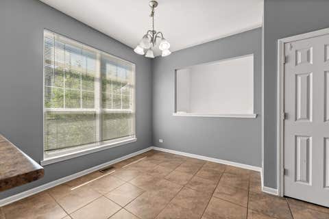 Tiny photo for 337 N Commerce Street, Aurora, IL 60504 (MLS # 12737860)