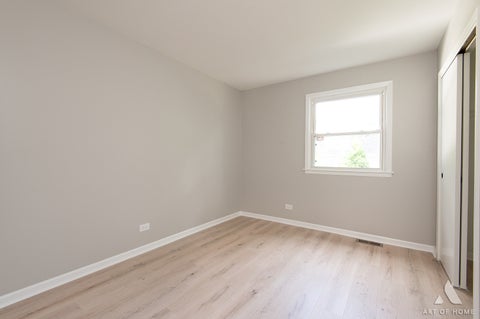 Tiny photo for 175 S Maple Street, Palatine, IL 60067 (MLS # 12789715)