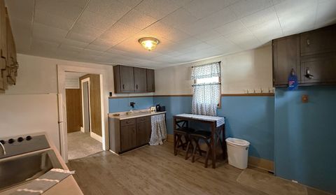 Tiny photo for 517 College Avenue, Centralia, IL 62801 (MLS # 12595855)