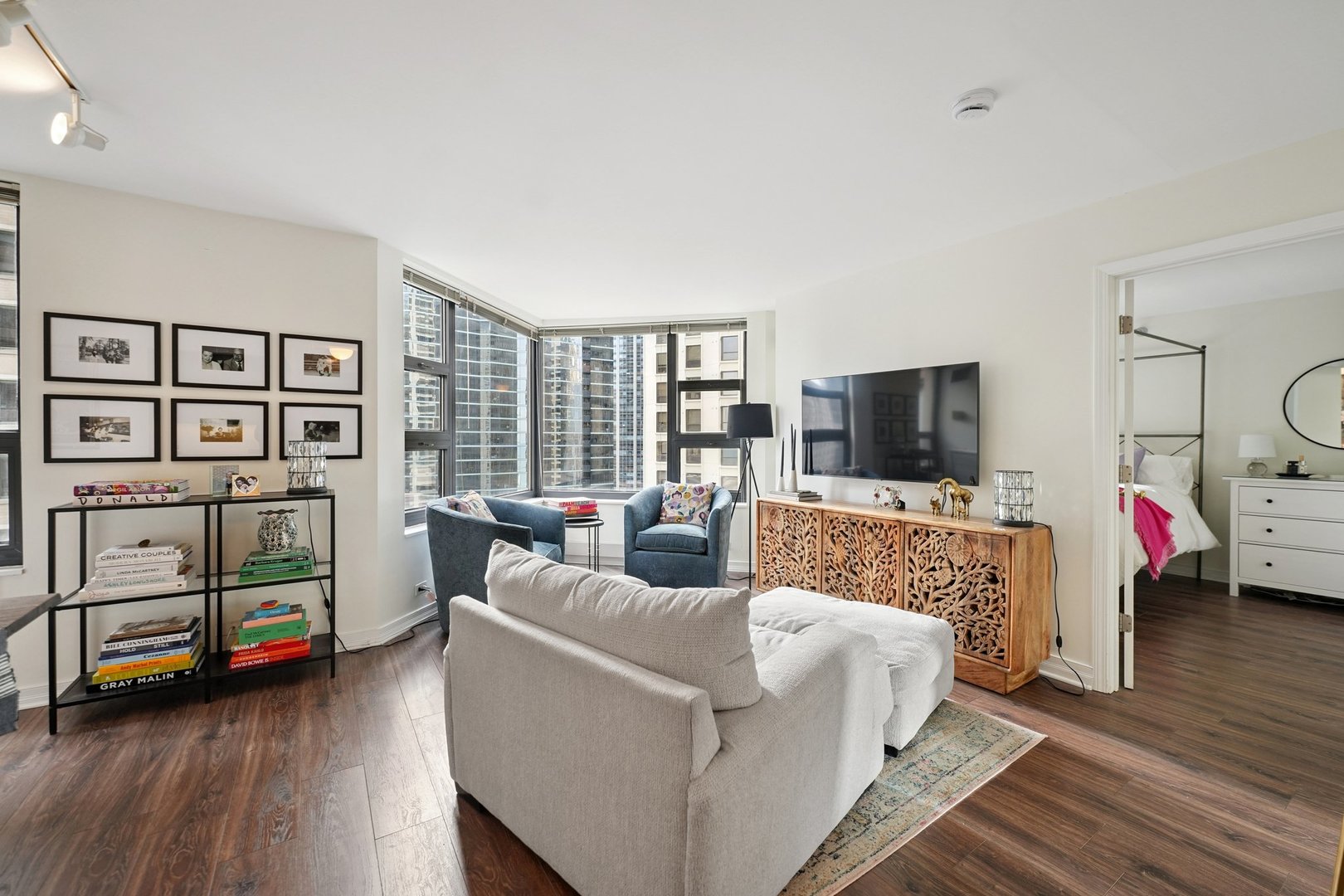 401 E ONTARIO Street 2506