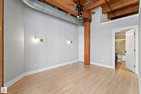 Tiny photo for 701 W Jackson Boulevard #302B, Chicago, IL 60661 (MLS # 12485391)