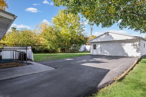 Tiny photo for 407 W Oak Street, Leroy, IL 61752 (MLS # 12510553)