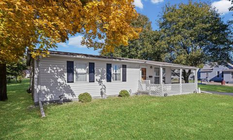 Tiny photo for 407 W Oak Street, Leroy, IL 61752 (MLS # 12510553)