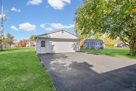 Tiny photo for 407 W Oak Street, Leroy, IL 61752 (MLS # 12510553)