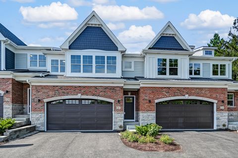 Photo of 133 Harding Court, Glen Ellyn, IL 60137 (MLS # 12539433)