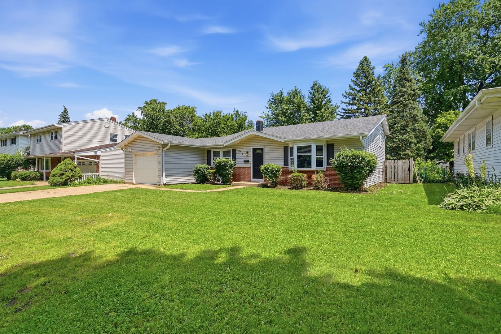 256 WALNUT Drive