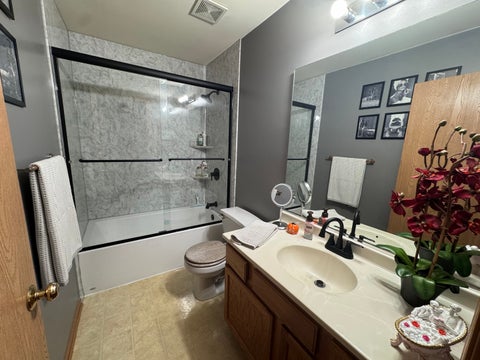 Tiny photo for 661 Fieldcrest Drive #B, South Elgin, IL 60177 (MLS # 12788084)