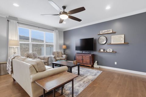 Tiny photo for 4428 Slate Creek Drive, Bettendorf, IA 52722 (MLS # 12584664)