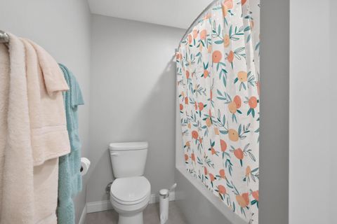 Tiny photo for 4428 Slate Creek Drive, Bettendorf, IA 52722 (MLS # 12584664)