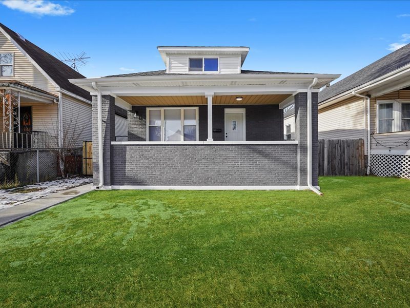 11348 S Stewart Avenue