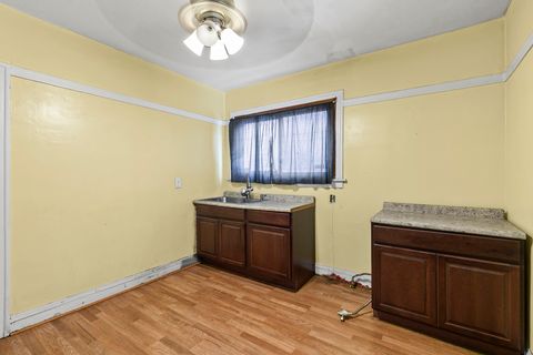 Tiny photo for 6536 S Rhodes Avenue, Chicago, IL 60637 (MLS # 12518184)