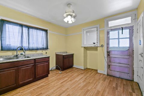 Tiny photo for 6536 S Rhodes Avenue, Chicago, IL 60637 (MLS # 12518184)