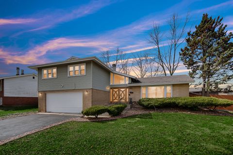 Photo of 18842 Morgan Street, Homewood, IL 60430 (MLS # 12599022)