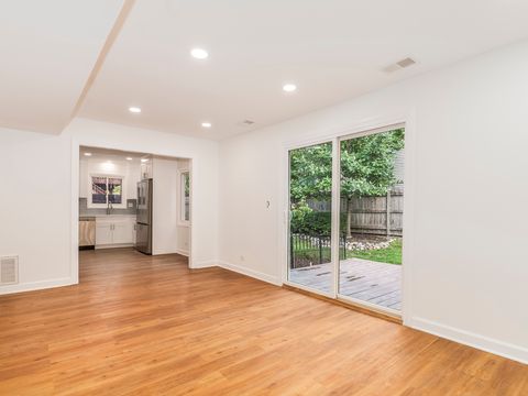 Tiny photo for 5015 Rochester Drive, Hoffman Estates, IL 60010 (MLS # 12489423)