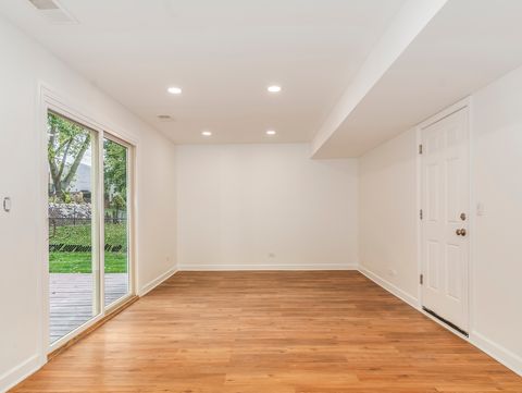 Tiny photo for 5015 Rochester Drive, Hoffman Estates, IL 60010 (MLS # 12489423)