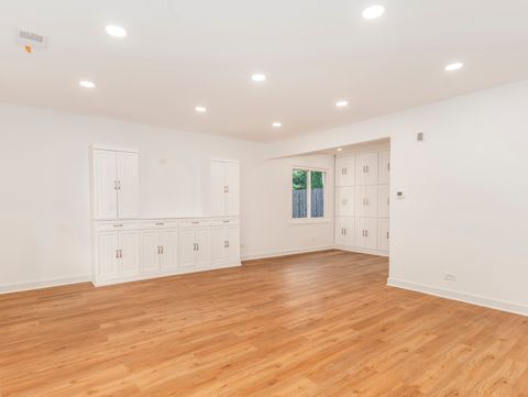 Tiny photo for 5015 Rochester Drive, Hoffman Estates, IL 60010 (MLS # 12489423)