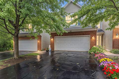 Tiny photo for 1011 N South Elgin Boulevard, South Elgin, IL 60177 (MLS # 12721485)
