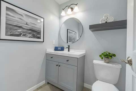 Tiny photo for 1011 N South Elgin Boulevard, South Elgin, IL 60177 (MLS # 12721485)