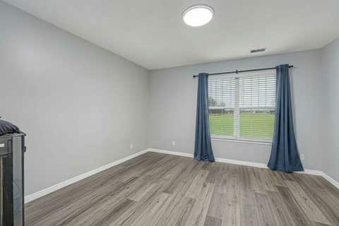 Tiny photo for 1011 N South Elgin Boulevard, South Elgin, IL 60177 (MLS # 12721485)