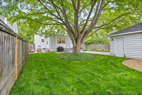 Tiny photo for 1917 Greenwood Avenue, Wilmette, IL 60091 (MLS # 12604734)