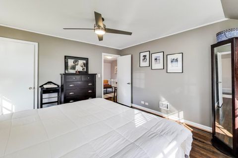 Tiny photo for 1507 Cleveland Street, Evanston, IL 60202 (MLS # 12566685)