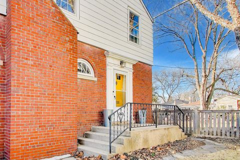 Tiny photo for 1507 Cleveland Street, Evanston, IL 60202 (MLS # 12566685)